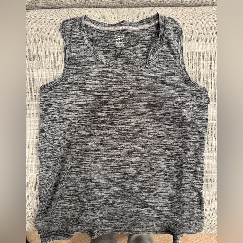 Reebok Sleeveless Workout Tank Top | Gray Heather | Size Large